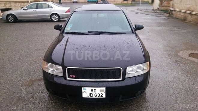 Audi A4 2003, 193,000 km - 1.8 l - Şamaxı