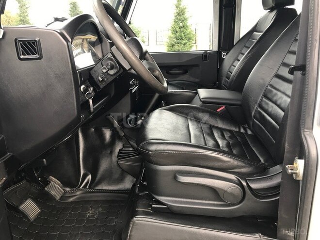 Land Rover Defender 2008, 95,000 km - 2.4 l - Sumqayıt