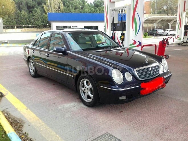 Mercedes E 240 2001, 176,000 km - 2.4 л - Bakı