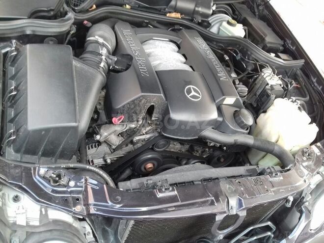 Mercedes E 240 2001, 176,000 km - 2.4 л - Bakı
