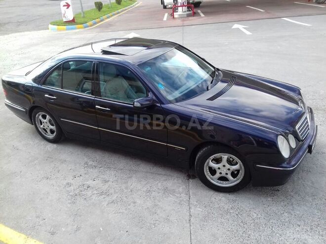 Mercedes E 240 2001, 176,000 km - 2.4 л - Bakı