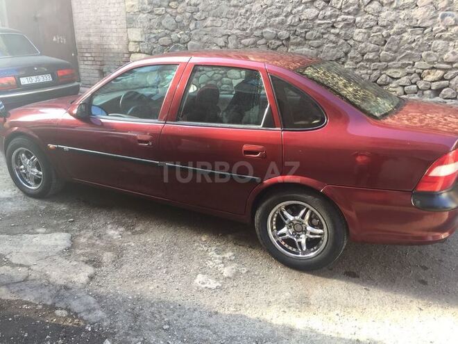 Opel Vectra 1995, 334,466 km - 1.8 l - Gəncə