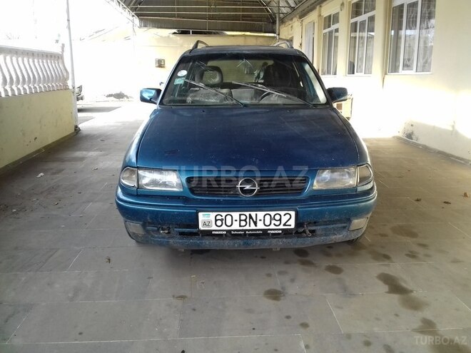 Opel Astra 1994, 350,000 km - 1.6 l - Gəncə