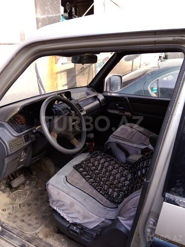 Mitsubishi Pajero 1992, 306,239 km - 0.3 л - Bakı