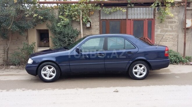 Mercedes C 180 1997, 267,560 km - 1.8 l - Bakı