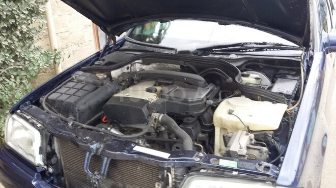 Mercedes C 180 1997, 267,560 km - 1.8 l - Bakı
