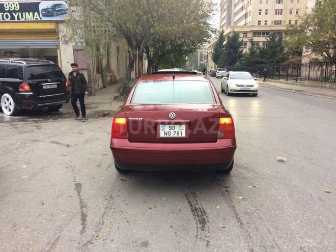 Volkswagen Passat 2000, 204,899 km - 1.8 л - Bakı
