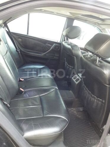 Mercedes E 280 2001, 290,000 km - 2.8 l - Bakı