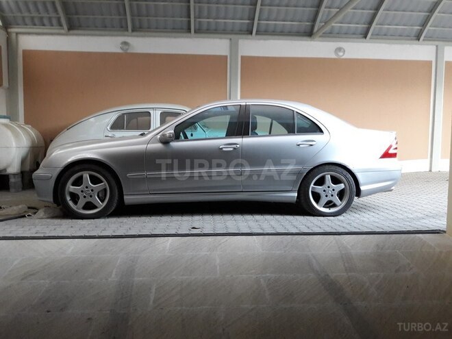 Mercedes C 250 2006, 201,000 km - 2.5 л - Xırdalan