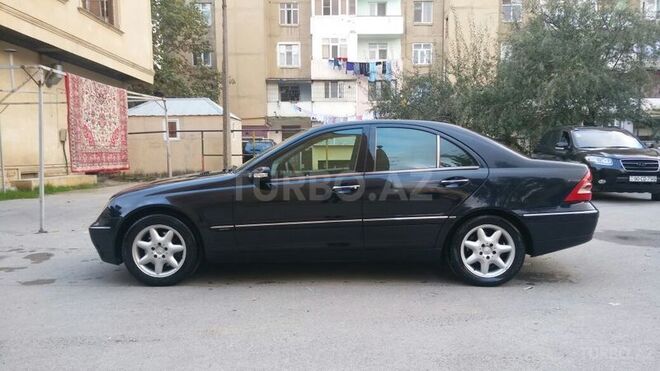 Mercedes C 240 2000, 224,763 km - 2.6 l - Bakı