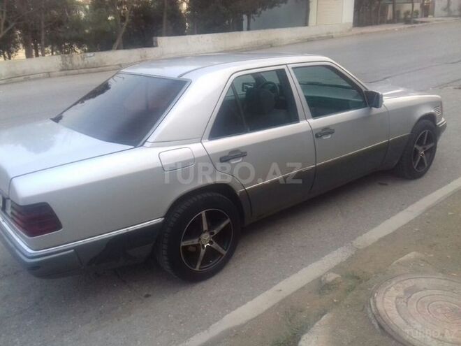 Mercedes E 300 1992, 250,000 km - 0.2 l - Bakı