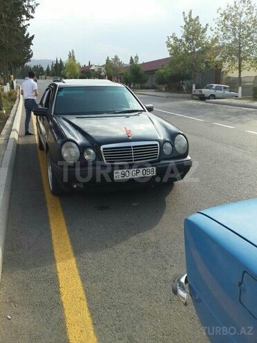 Mercedes E 200 1996, 150,000 km - 2.0 l - Gəncə