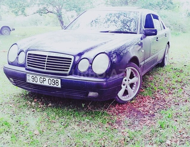 Mercedes E 200 1996, 150,000 km - 2.0 l - Gəncə