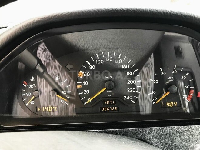 Mercedes C 180 1996, 366,730 km - 1.8 л - Bakı