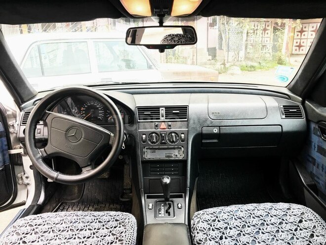 Mercedes C 180 1996, 366,730 km - 1.8 л - Bakı