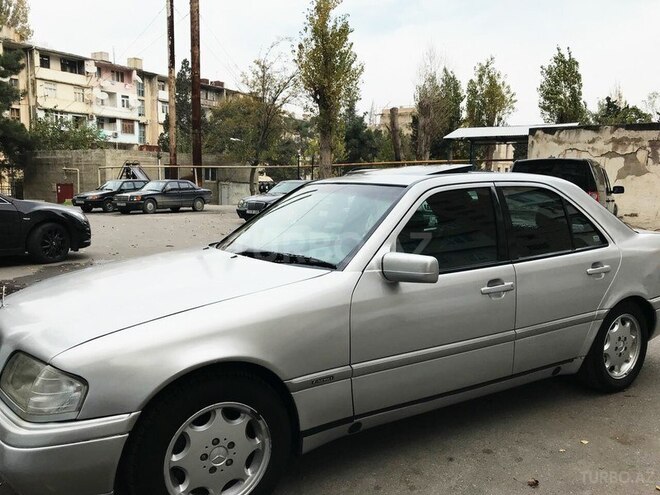 Mercedes C 180 1996, 366,730 km - 1.8 л - Bakı