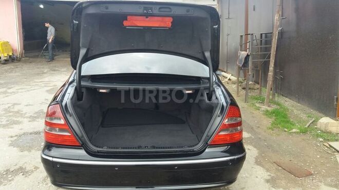 Mercedes E 240 2003, 243,000 km - 2.4 l - Bakı
