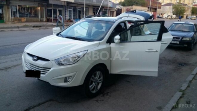 Hyundai ix35 2010, 73,500 km - 2.0 l - Bakı
