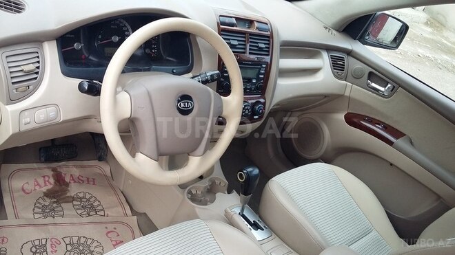 Kia Sportage 2006, 215,000 km - 2.0 л - Bakı