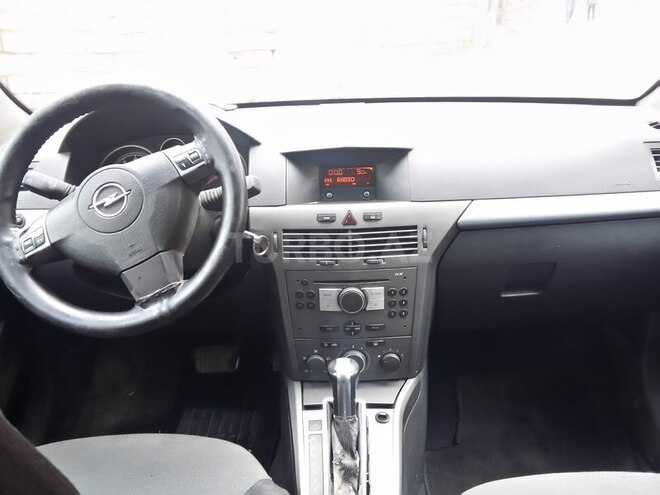 Opel Astra 2006, 285,000 km - 1.8 l - Bakı