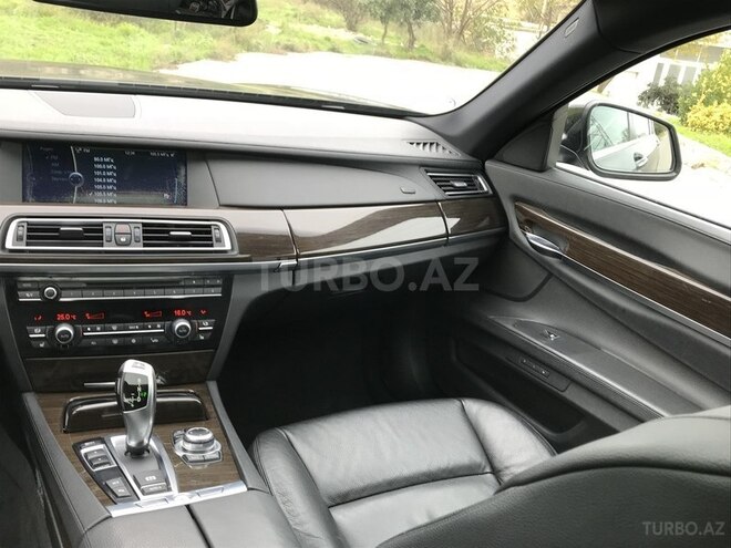 BMW 730 2011, 104,000 km - 3.0 l - Bakı