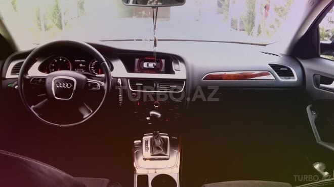 Audi A4 2010, 107,600 km - 1.8 л - Sumqayıt