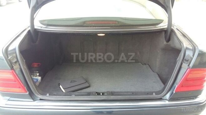 Mercedes E 240 1999, 27,000 km - 2.4 l - Bakı