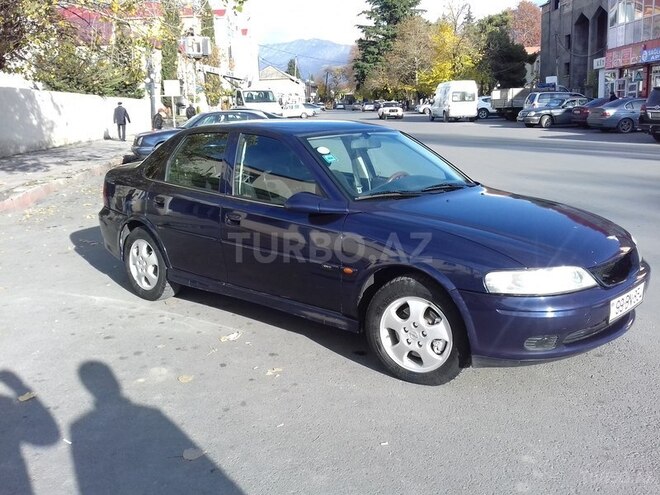 Opel Vectra 2000, 376,000 km - 1.6 л - Zaqatala