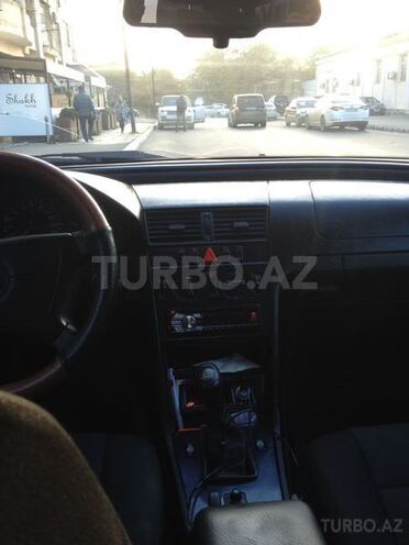 Mercedes C 180 1996, 273,000 km - 1.8 l - Bakı