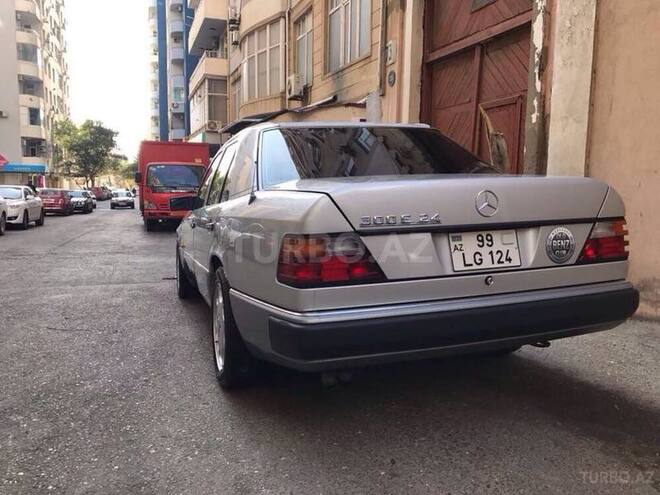 Mercedes E 300 1991, 270,000 km - 3.0 l - Bakı