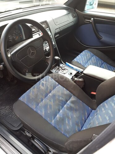 Mercedes C 180 1997, 322,000 km - 1.8 л - Bakı