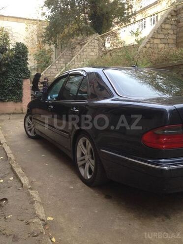 Mercedes E 280 2000, 270,000 km - 2.8 l - Bakı