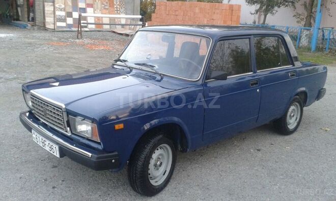 LADA (VAZ) 2107 2007, 105,000 km - 1.6 l - Ucar