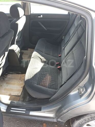 Volkswagen Passat 2002, 260,000 km - 1.8 l - Ağsu