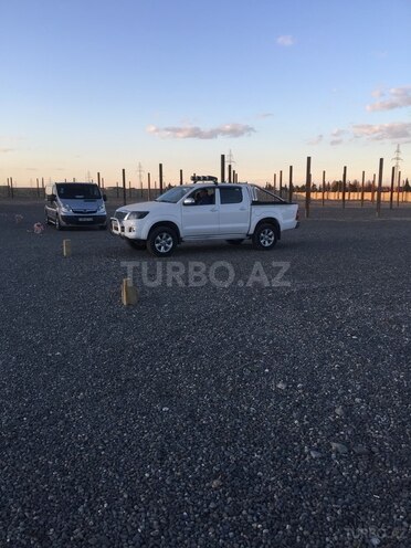 Toyota Hilux 2012, 49,300 km - 2.5 l - Gəncə