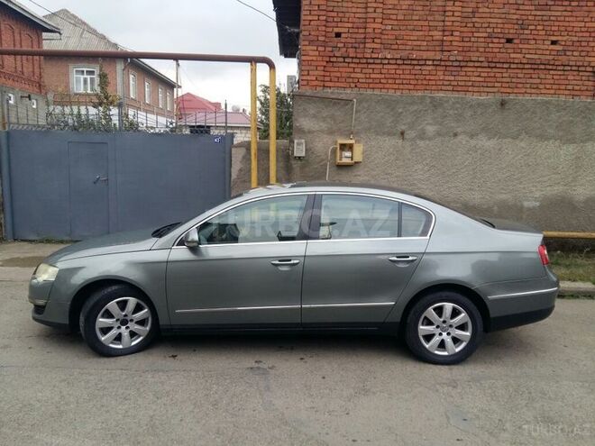 Volkswagen Passat 2005, 153,200 km - 0.2 л - Lənkəran