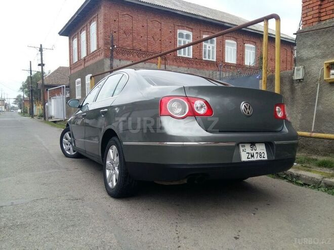 Volkswagen Passat 2005, 153,200 km - 0.2 л - Lənkəran