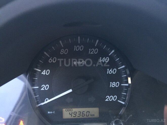 Toyota Hilux 2012, 49,300 km - 2.5 l - Gəncə