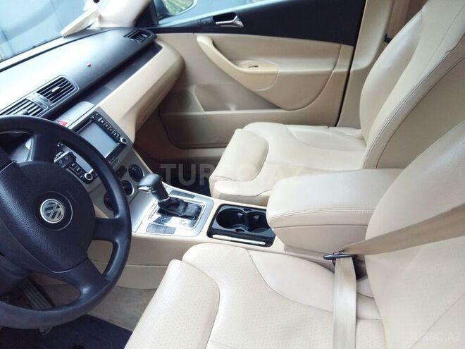 Volkswagen Passat 2005, 153,200 km - 0.2 л - Lənkəran