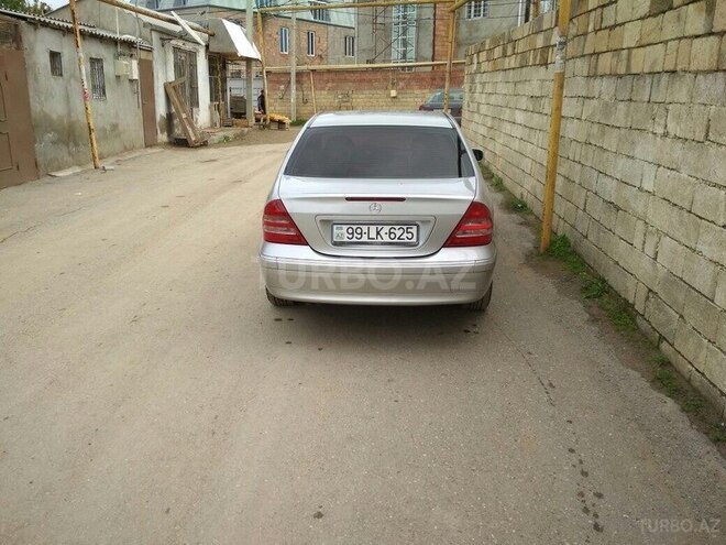 Mercedes C 240 2000, 241,567 km - 2.6 л - Bakı