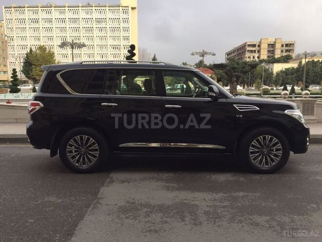 Nissan Patrol 2010, 146,000 km - 5.6 l - Bakı
