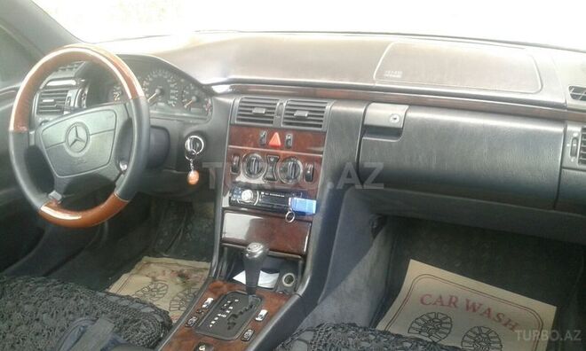 Mercedes E 230 1997, 387,235 km - 2.3 л - Bakı