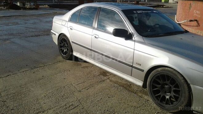 BMW 528 1996, 243,543 km - 0.3 л - Bakı