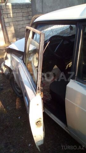 LADA (VAZ) 2105 1990, 6,567,800 km - 1.2 l - Qusar
