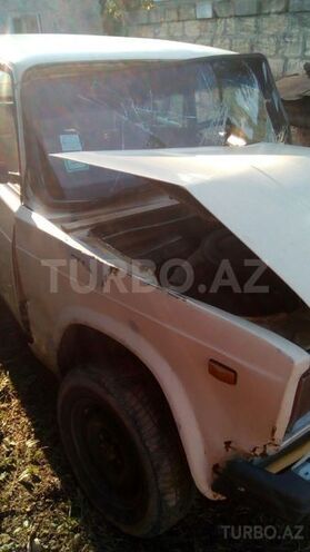 LADA (VAZ) 2105 1990, 6,567,800 km - 1.2 l - Qusar