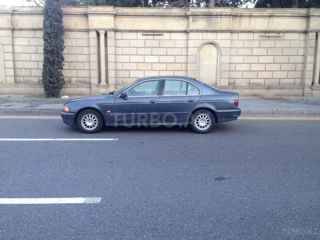 BMW 523 1999, 448,000 km - 2.5 l - Bakı