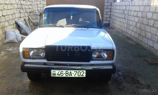 LADA (VAZ) 2107 2006, 135,000 km - 1.6 l - Naftalan