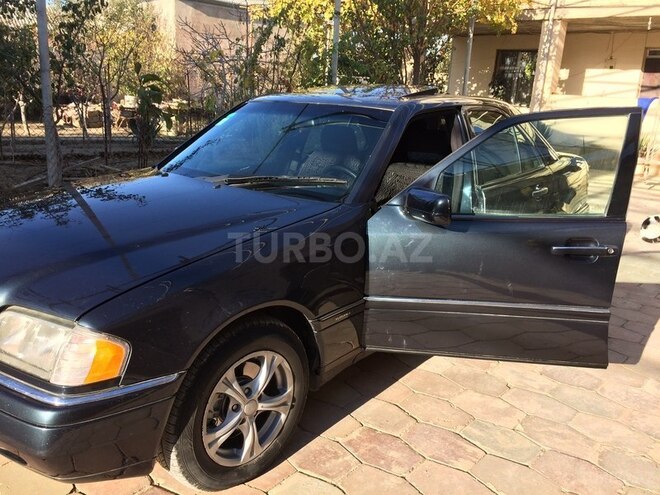 Mercedes C 280 1997, 340,564 km - 2.8 l - Bakı