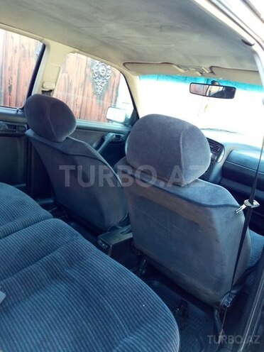 Volkswagen Golf 1994, 260,000 km - 1.8 л - Bakı