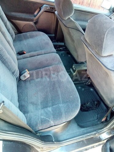 Volkswagen Golf 1994, 260,000 km - 1.8 л - Bakı